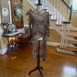Moa Moa sheer leopard high low tunic top